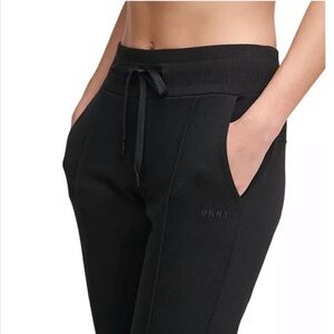DKNY Sport Women's Tonal Patch Logo Track Pants with Pockets Size M